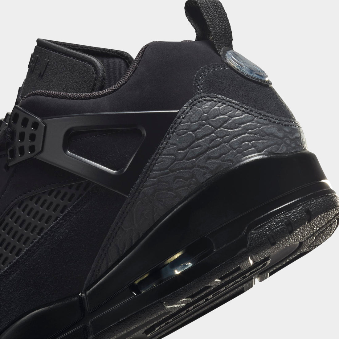 Jordan Spizike Low